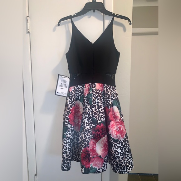 Xscape Women's Floral-Print Fit & Flare
Dress - Picture 4 of 8